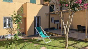 LA CASA DEL BORGO nature sport & relax 1room apartment with garden and private park Calice Ligure